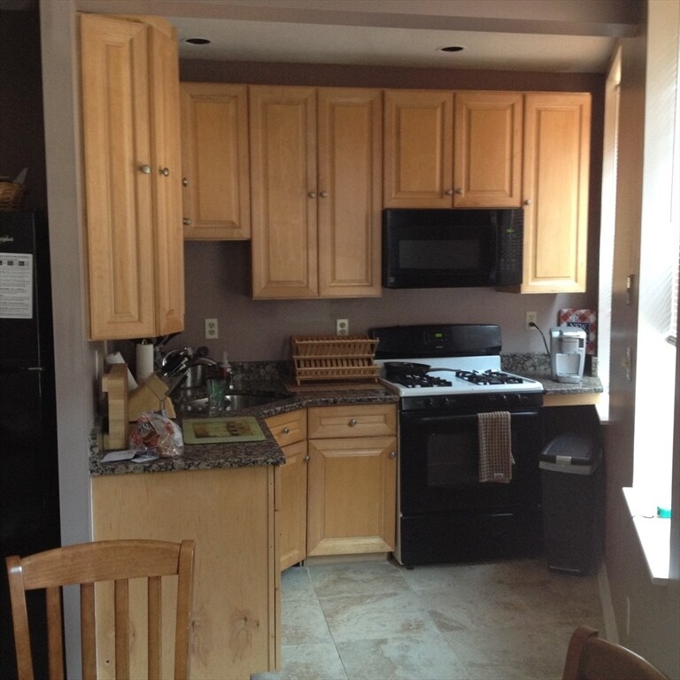 Primary Photo - 246 North St