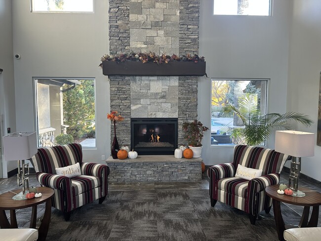 Greatroom - Sterling Pointe Apartments Greatroom - Sterling Pointe Apartments