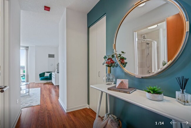 Foto del edificio - 645 N Kingsbury St