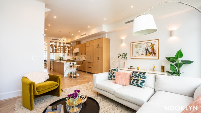 Building Photo - 179 Devoe St