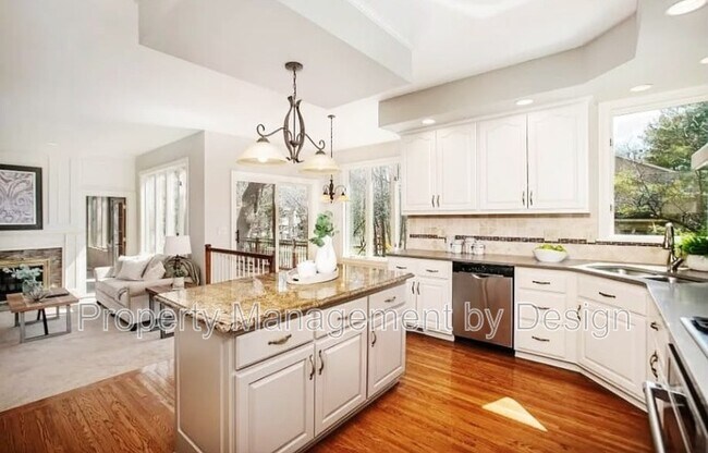 Foto del edificio - 921 Vineland Ct