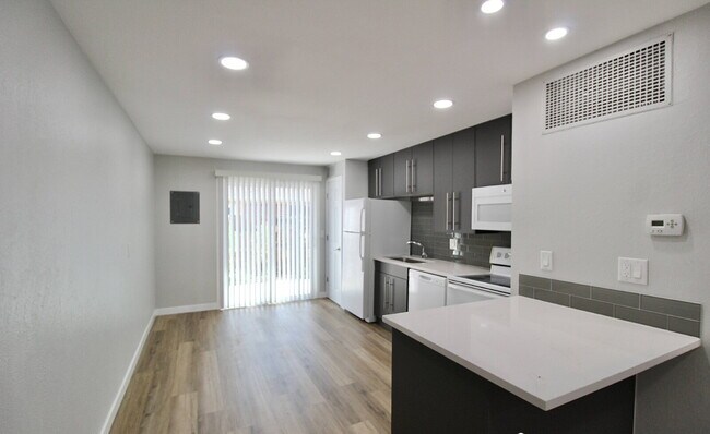 Foto del edificio - 10362 W 59th Ave