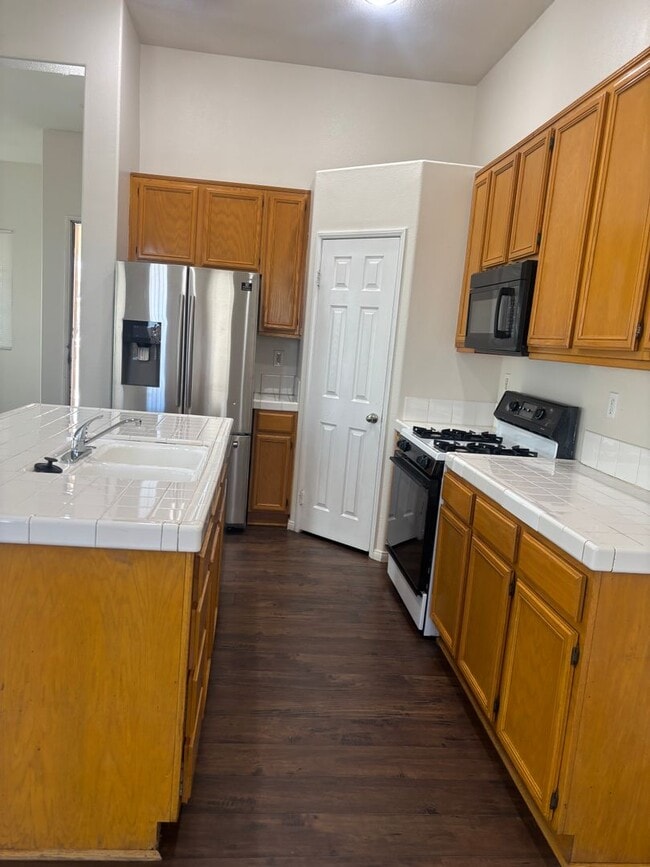 Foto del edificio - 14623 Blue Sage Rd