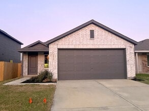 Building Photo - 1520 Sunset Rdg Dr