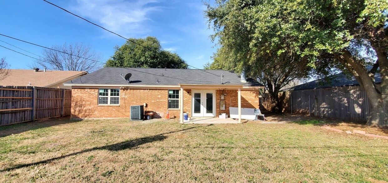 Building Photo - 6307 Kelly Elliott Rd