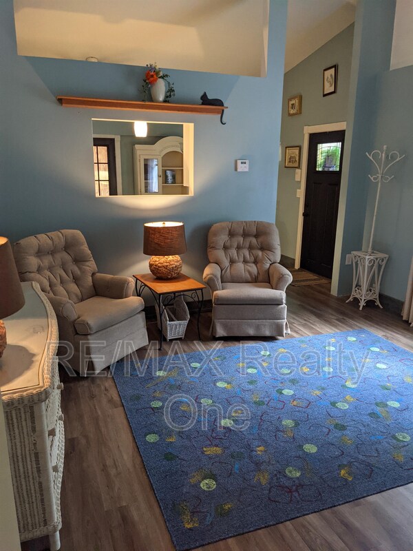 Foto del edificio - 7158 N Heather Dr