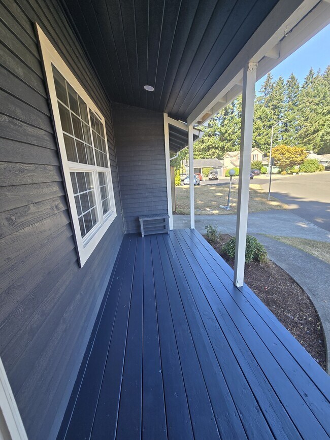 Foto del edificio - 581 Malibu Dr SE