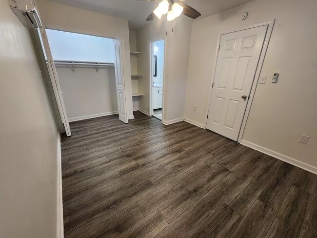 Foto del edificio - 503 Canal St