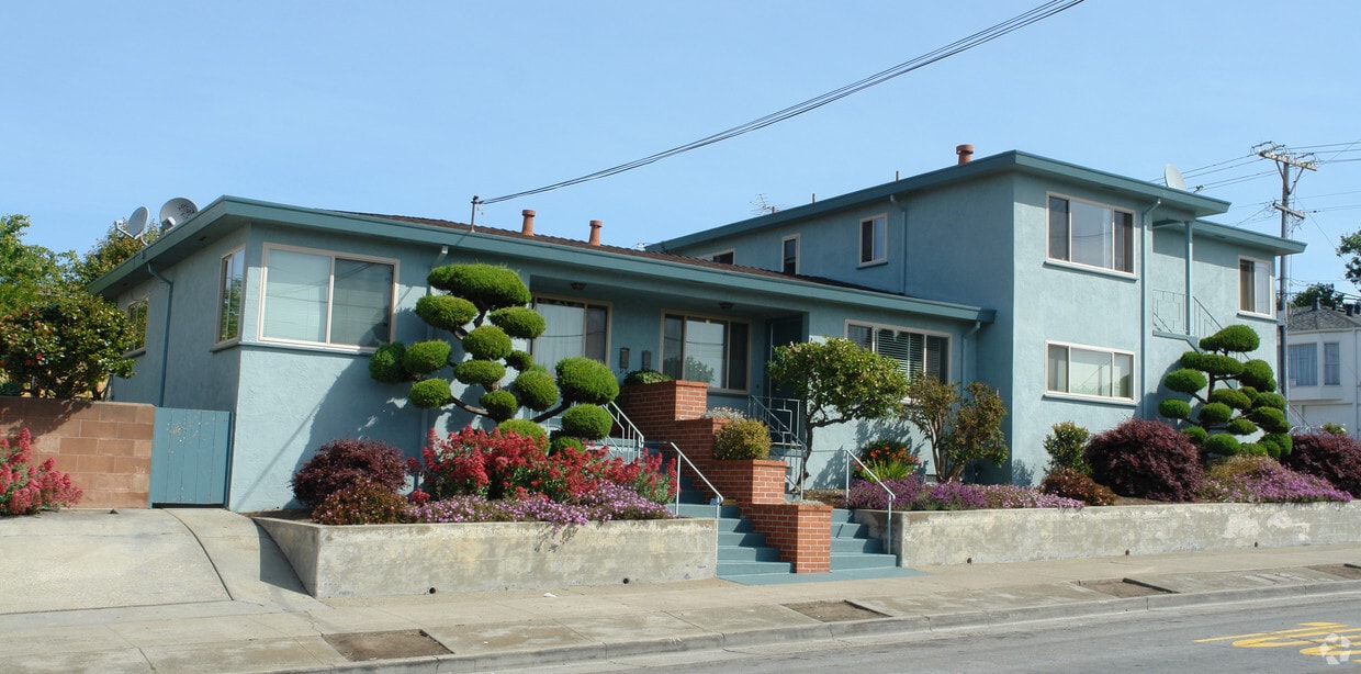 Building Photo - 6431 Stockton Ave
