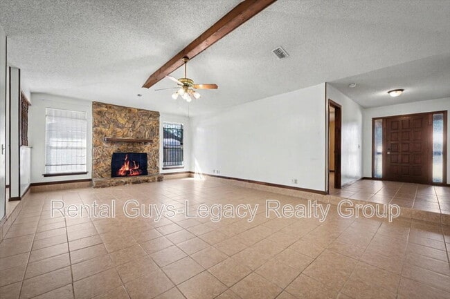 Foto del edificio - 6019 Blank Dr