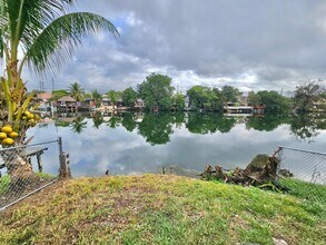 Building Photo - 0000 00000