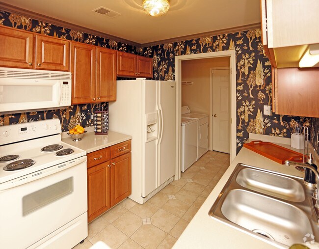 Cidermill Village Apartments Rochester Hills, MI