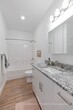 Foto principal - END UNIT - Darling 3 Bed 2.5 bath townhome...
