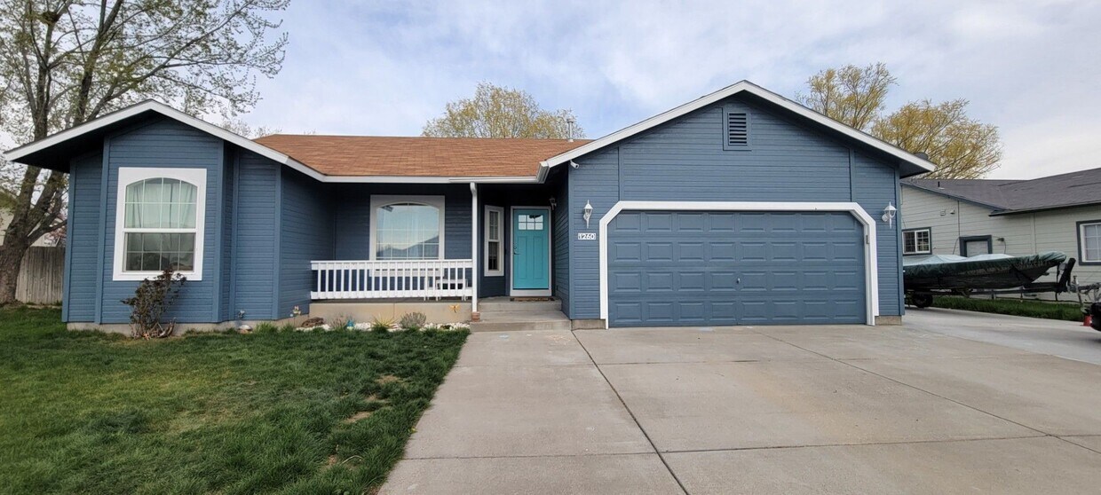 Primary Photo - 4BD / 2BA