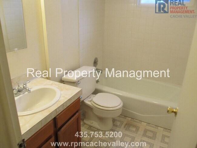Foto del edificio - 179-181 N 300 W