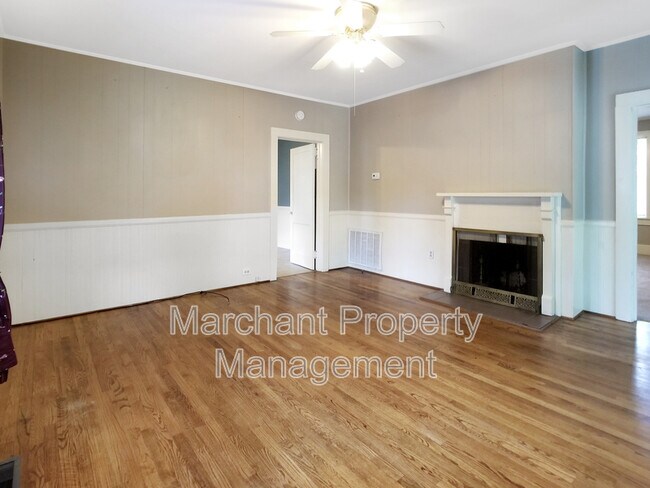 Building Photo - 11 Smith St