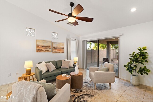 Foto del edificio - 4746 E Woburn Ln