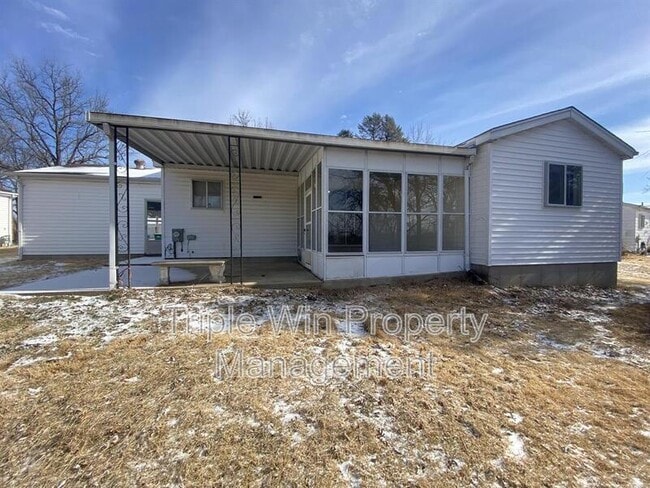 Building Photo - 14655 Fox Manor Dr