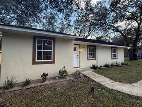 Building Photo - 40233 Palm St