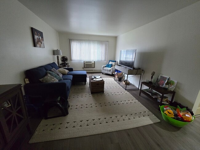 Building Photo - 4537 S Ahmedi Ave