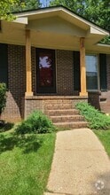 Building Photo - 308 Lancaster Ave