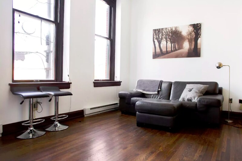 Foto principal - 12 W Poplar Ave