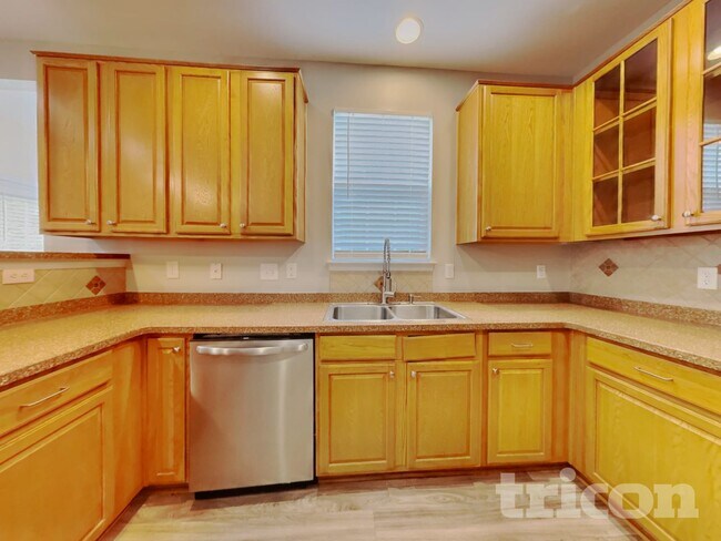 Foto del edificio - 4493 Paula Dr