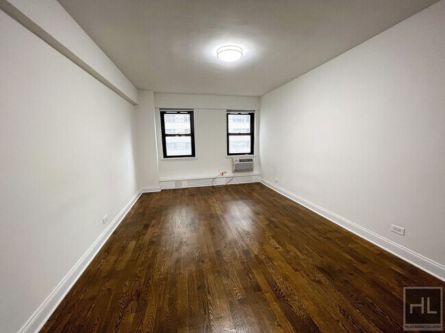 Foto del edificio - EAST 69 STREET