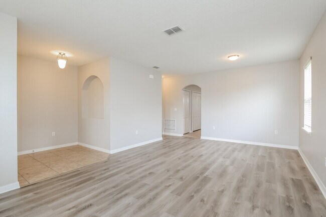 Foto del edificio - 4804 Ashurst St