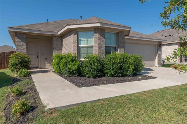 Foto principal - 16409 Portage St
