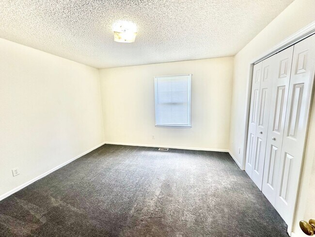 Foto del edificio - 816-3 LUCAS ST.MBX#3