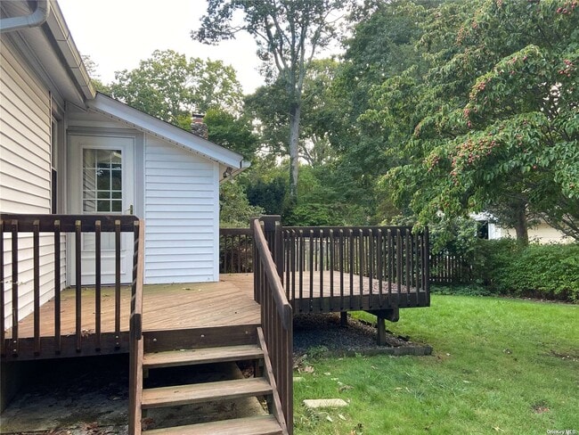 Building Photo - 97 Scudder Pl