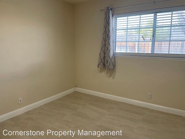 Foto del edificio - 4 br, 2 bath House - 5584 Dartmouth Dr