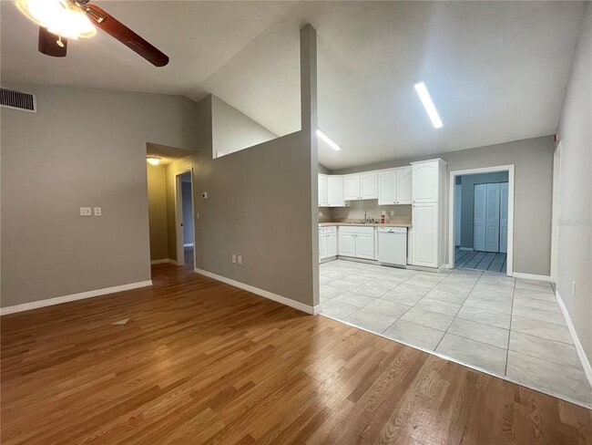 Building Photo - 7986 Avenal Loop