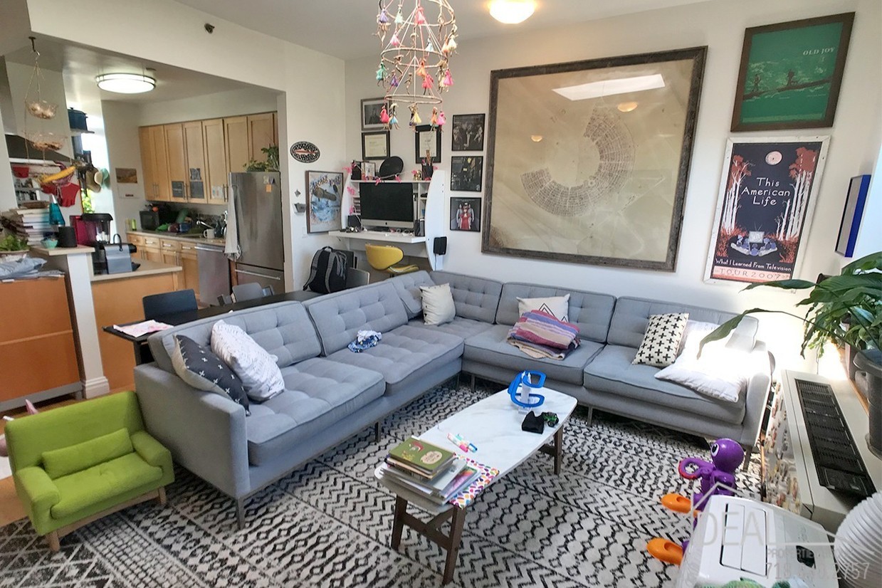 Primary Photo - 150 Clermont Avenue #PH7R