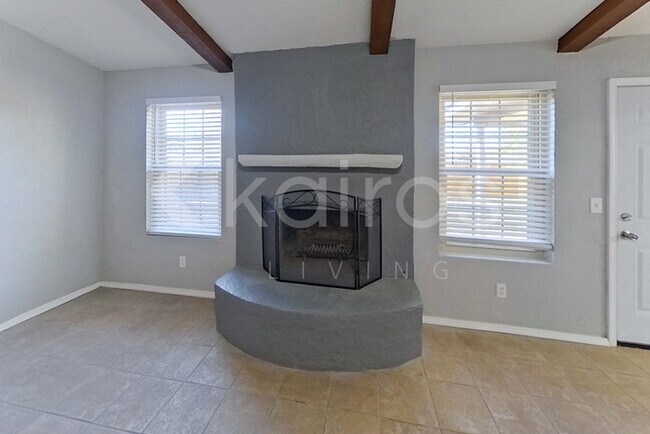 Foto del edificio - 5212 S Milam St