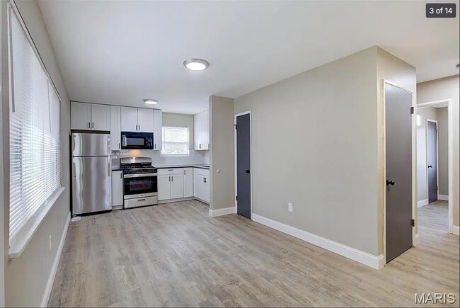 Foto del edificio - Easy Living in a Fresh Florissant Home