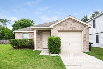 Building Photo - 5746 Gasser Ln