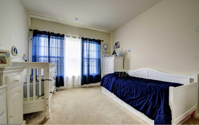 Foto del edificio - 23479 Buckland Farm Terrace