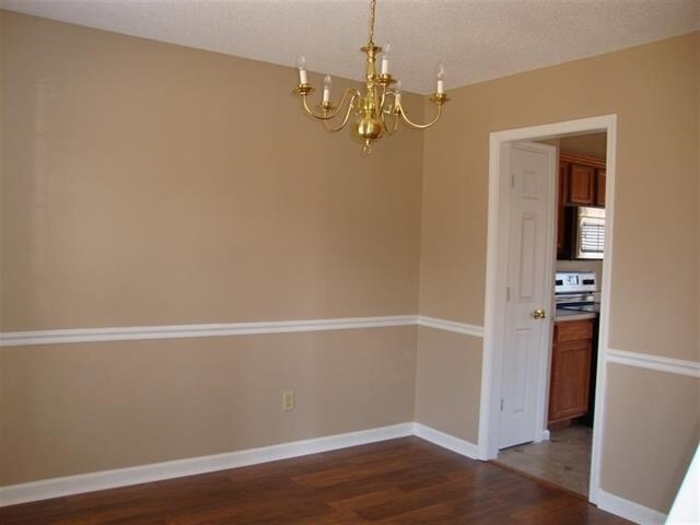 Foto del edificio - 3818 Sundale Way W
