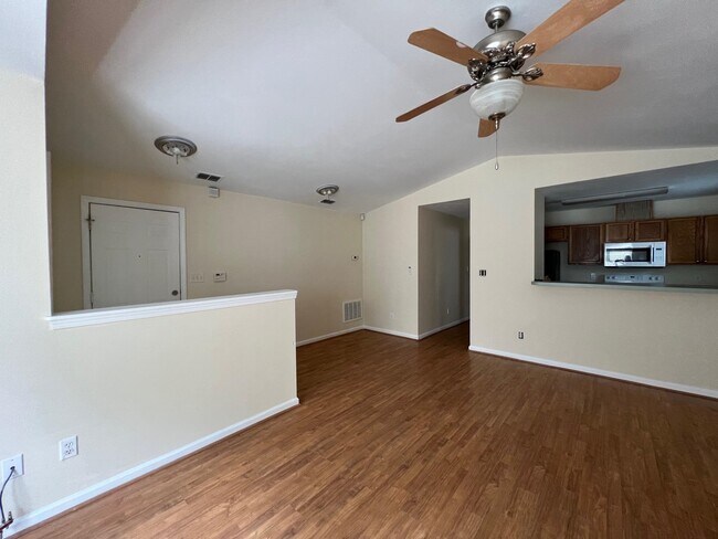 Building Photo - 4504 Wesley Dr
