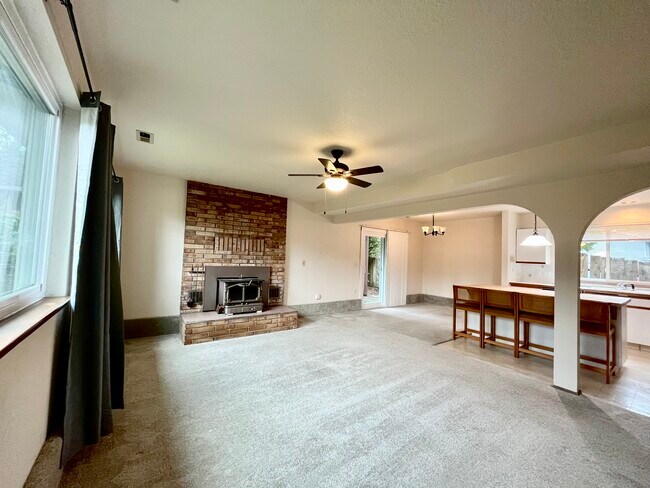 Foto del edificio - 1846 NE 175th St