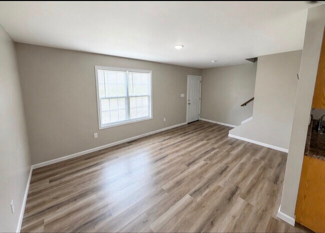 Foto del edificio - 821 Old Corbin Pike Rd