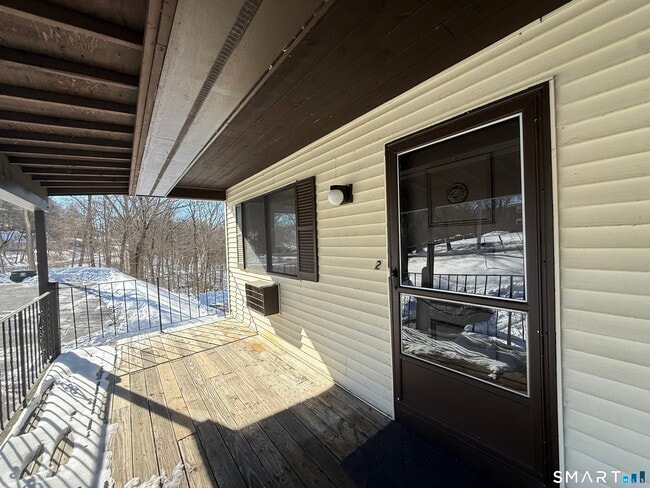 Building Photo - 388 S Main St