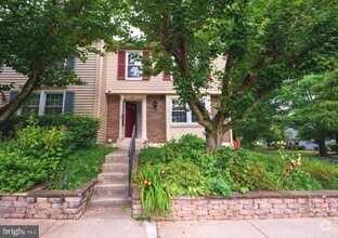 Building Photo - 201 Curry Ford Ln