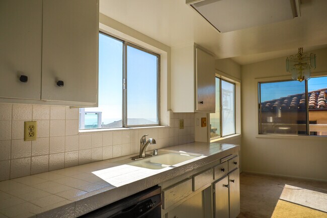 Foto del edificio - 3513 Alma Ave