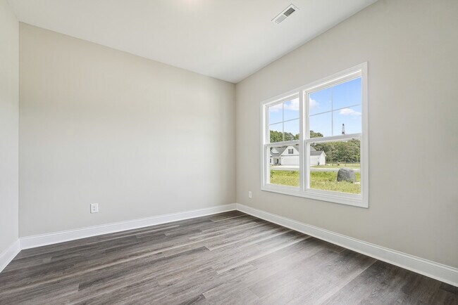 Building Photo - 2798 John Hall Rd