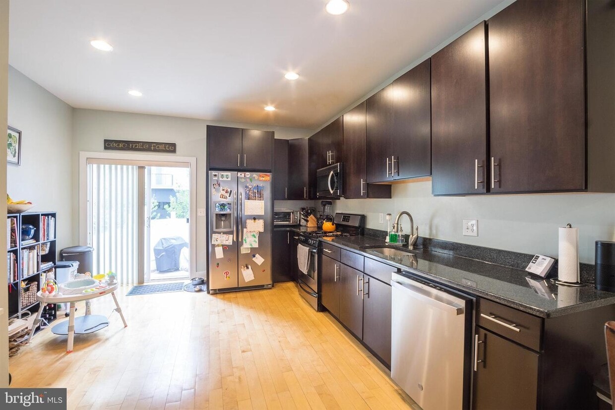 2520 Kimball St, Philadelphia, PA 19146 Townhome Rentals in