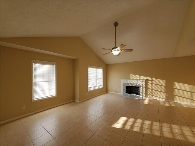 Foto del edificio - 3419 Cast Palm Dr