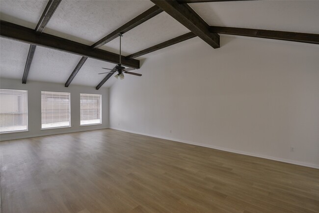 Foto del edificio - 3206 Cascade Creek Dr